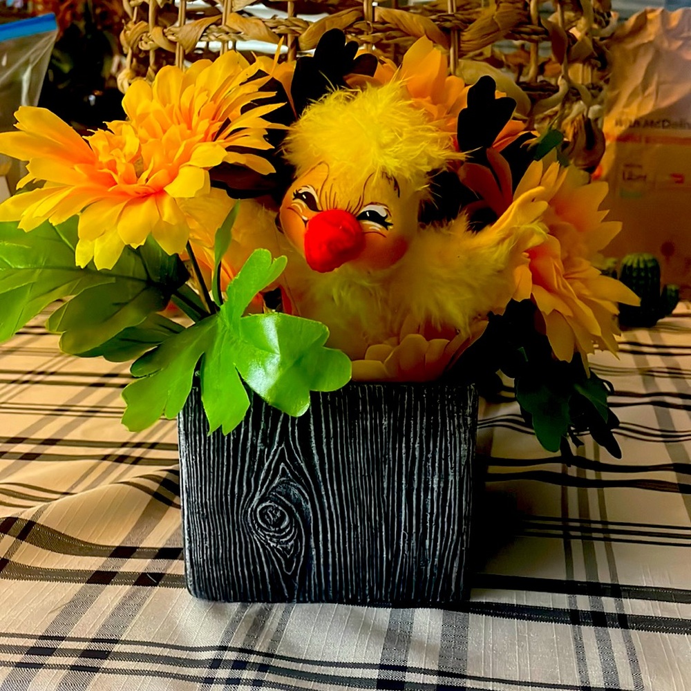 9 flowers total.
